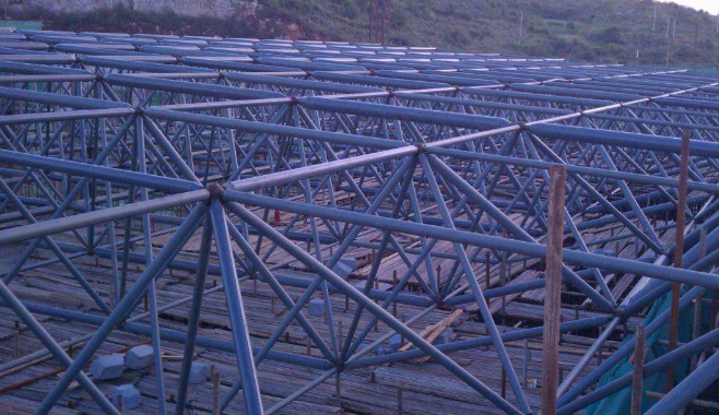 衡水概述网架加工公司对网架保温隔热的办法